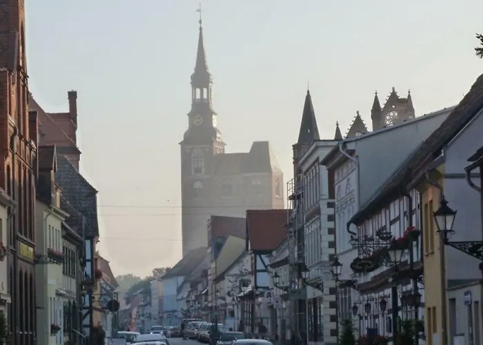Semesterbostad Elbfischerhaus Am Zollensteig Tangermünde